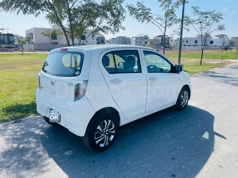 Daihatsu Mira 2014