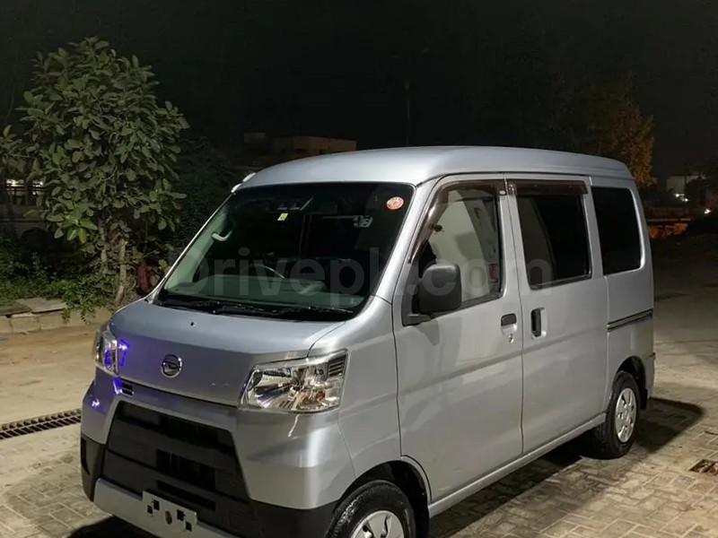 Daihatsu Hijet 2019