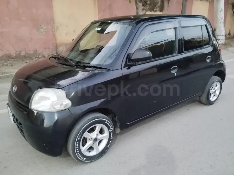 Daihatsu Esse 2008