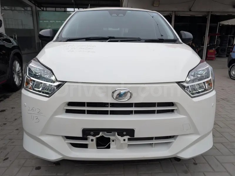Daihatsu Mira 2024