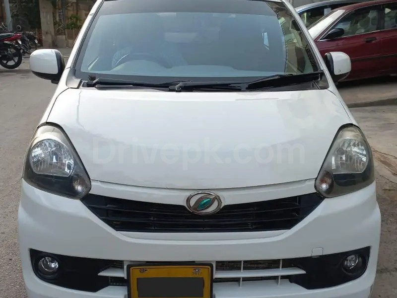 Daihatsu Mira 2014