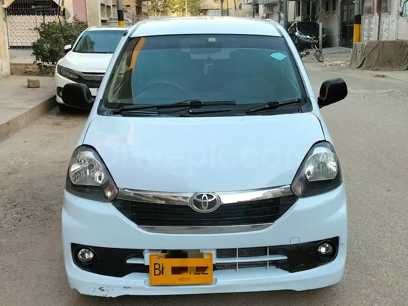 Daihatsu Mira 2016