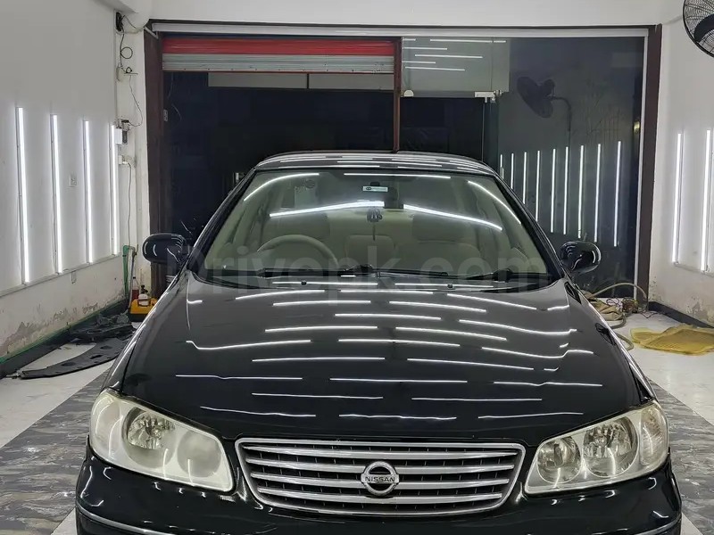 Nissan Sunny 2009