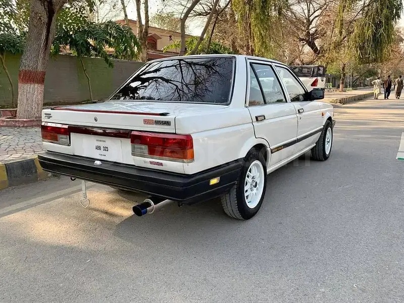 Nissan Sunny 1986