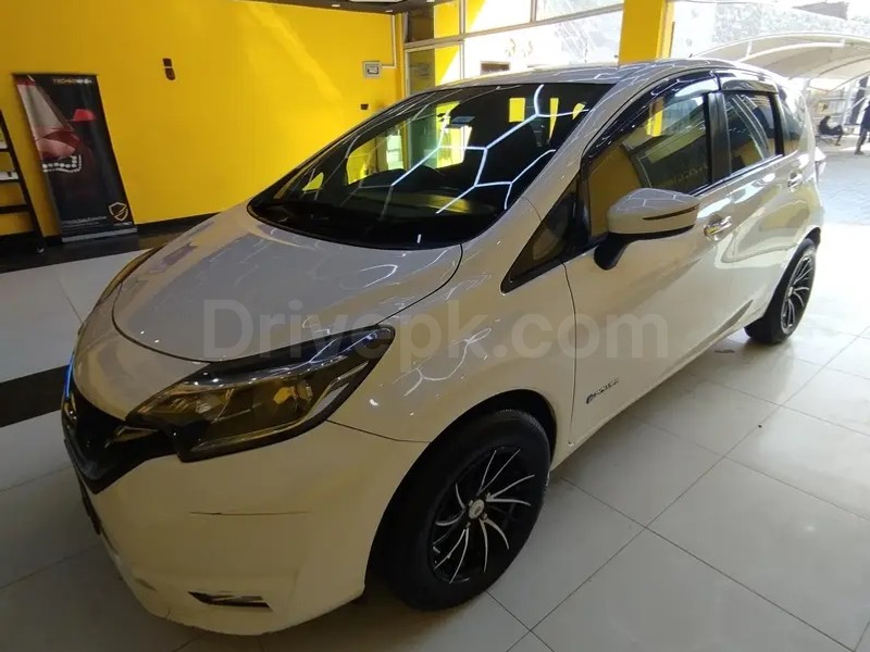 Nissan Note E Power 2018