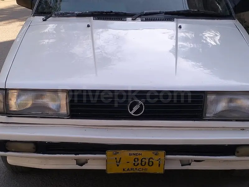 Nissan Sunny 1986
