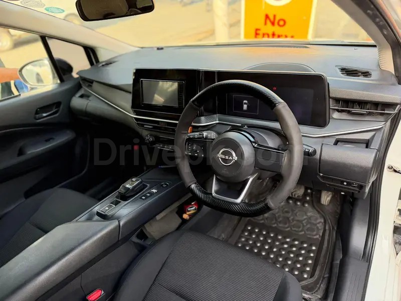 Nissan Note E Power 2021