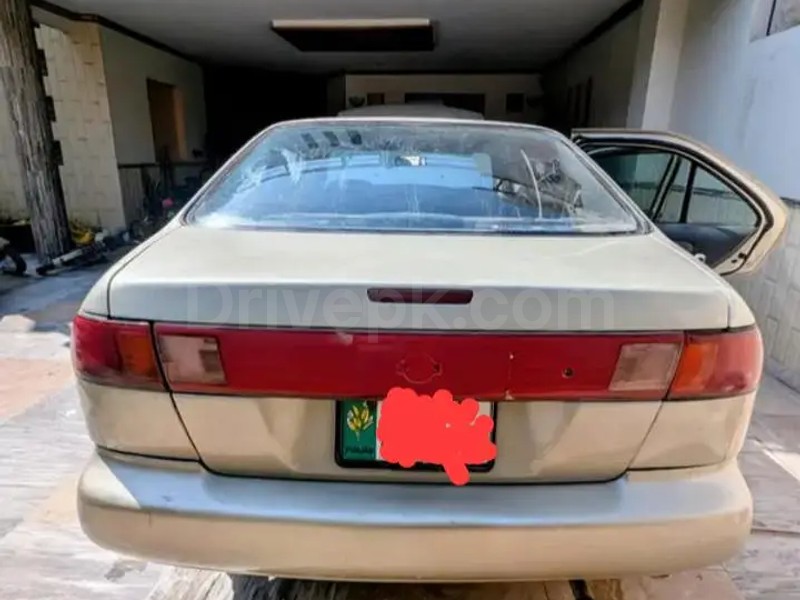 Nissan Sunny 1998