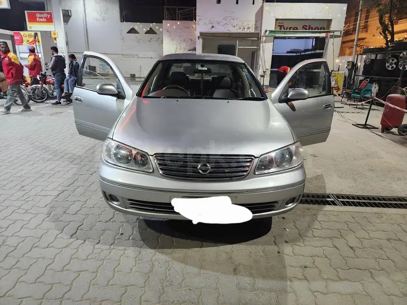 Nissan Sunny 2009