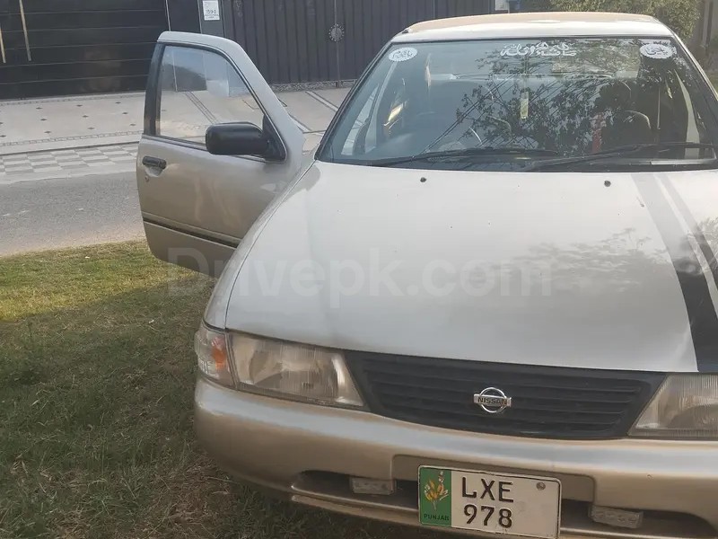 Nissan Sunny 1997