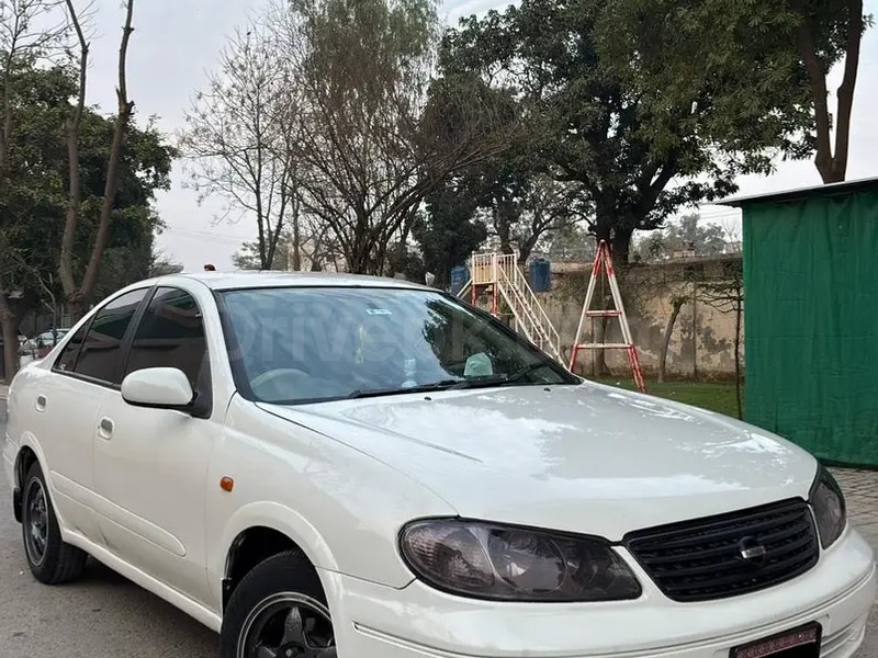 Nissan Sunny 2009
