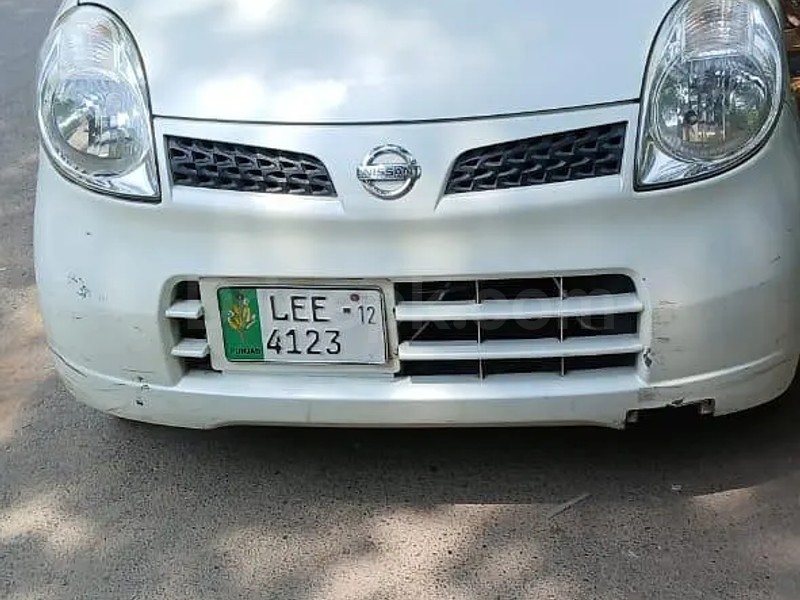 Nissan Moco 2012