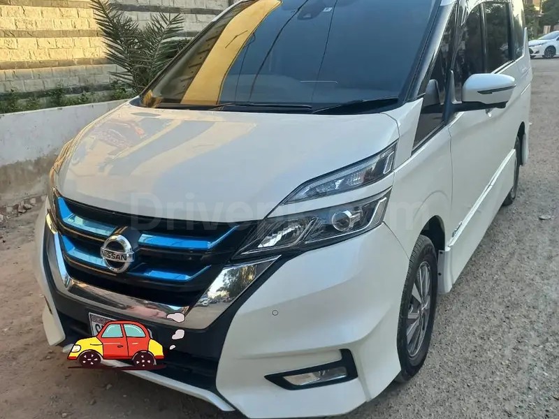 Nissan Serena 2018