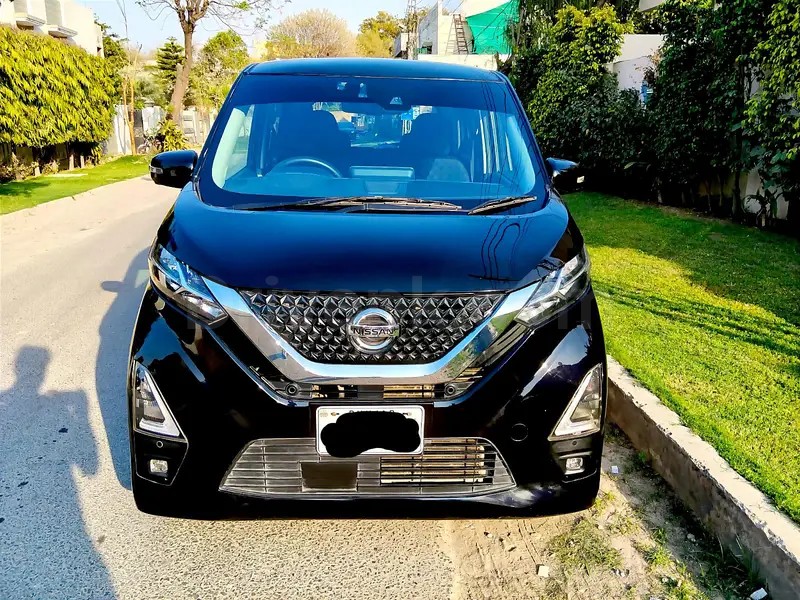 Nissan Dayz Highway Star 2022