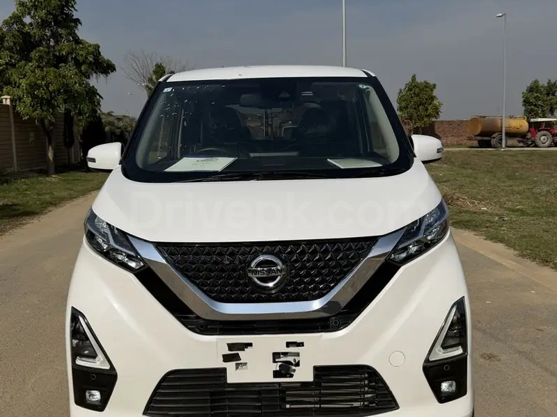 Nissan Dayz Highway Star 2022