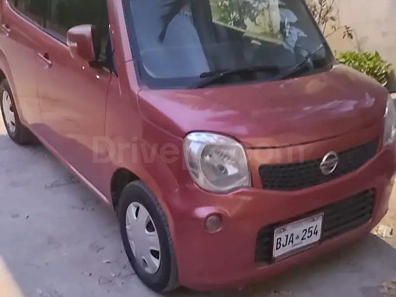 Nissan Moco 2013