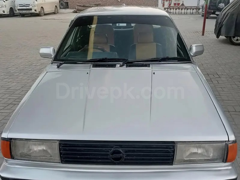 Nissan Sunny 1986