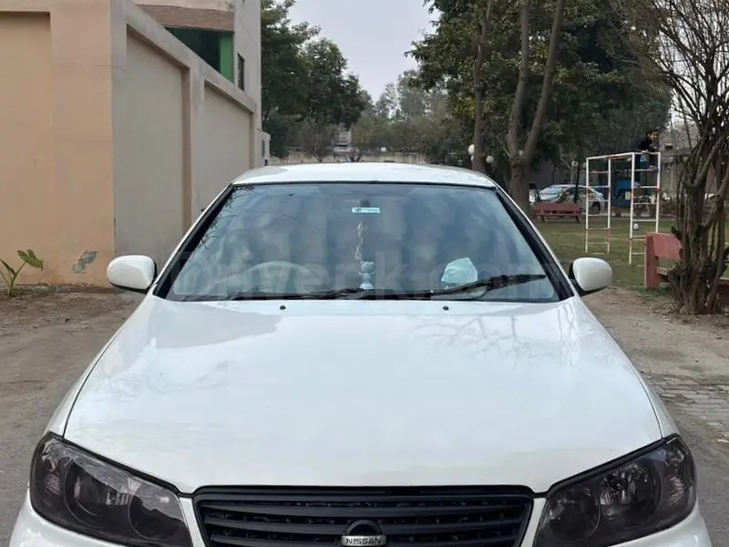 Nissan Sunny 2009