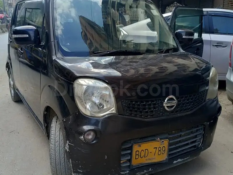 Nissan Moco 2011