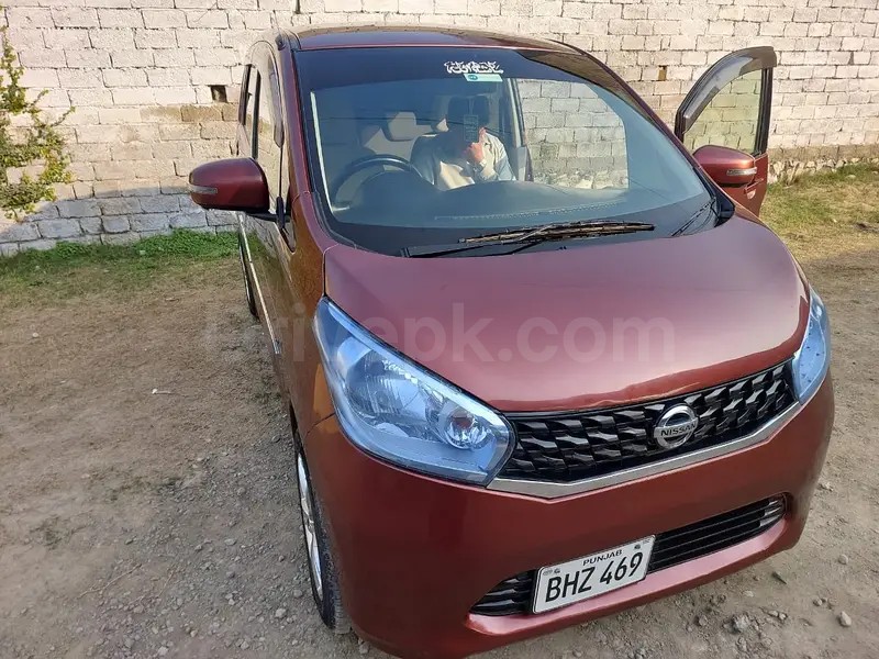 Nissan Dayz 2013