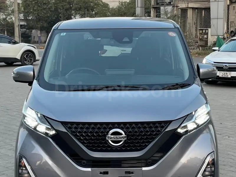 Nissan Dayz Highway Star 2022