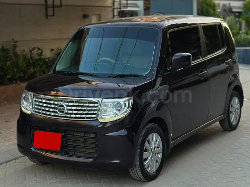Nissan Moco 2015