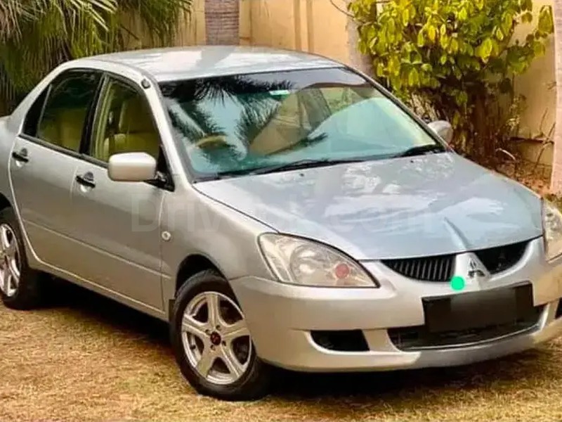 Mitsubishi Lancer 2004