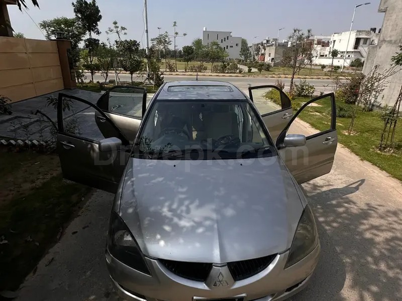 Mitsubishi Lancer 2005