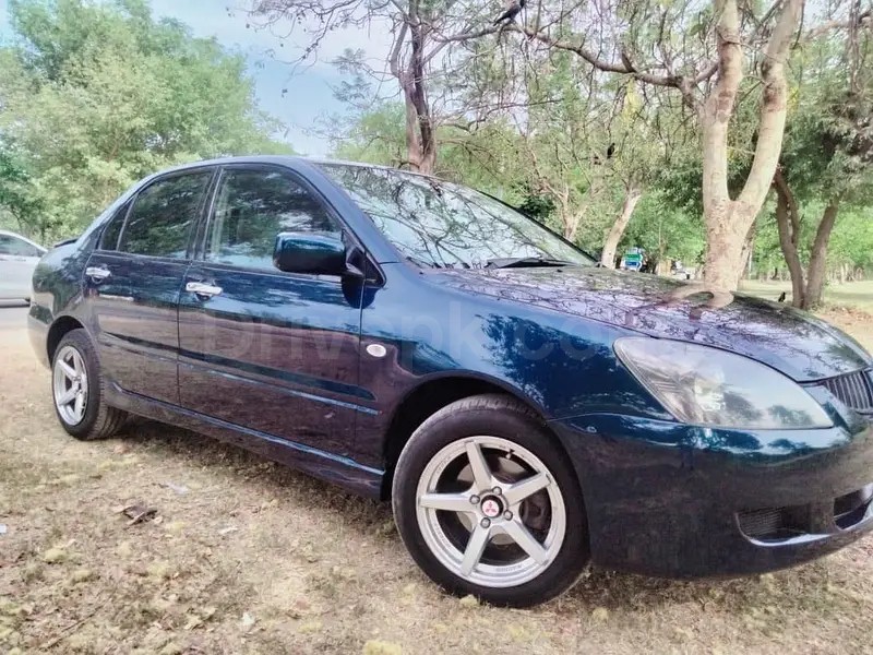 Mitsubishi Lancer 2005