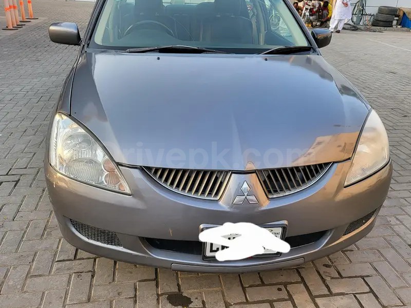 Mitsubishi Lancer 2005