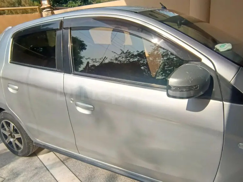 Mitsubishi Mirage 2014