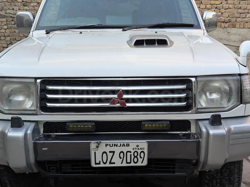 Mitsubishi Pajero 1996