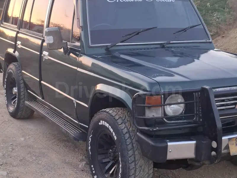 Mitsubishi Pajero 1989