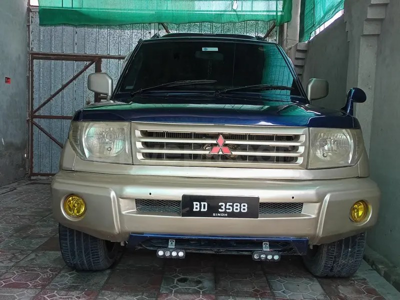 Mitsubishi Pajero 1998