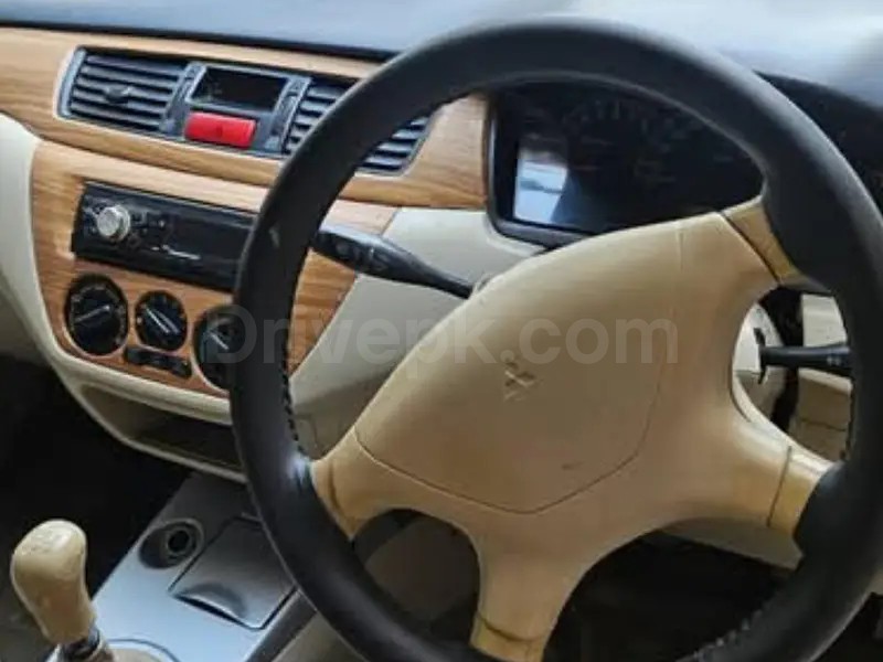 Mitsubishi Lancer 2005