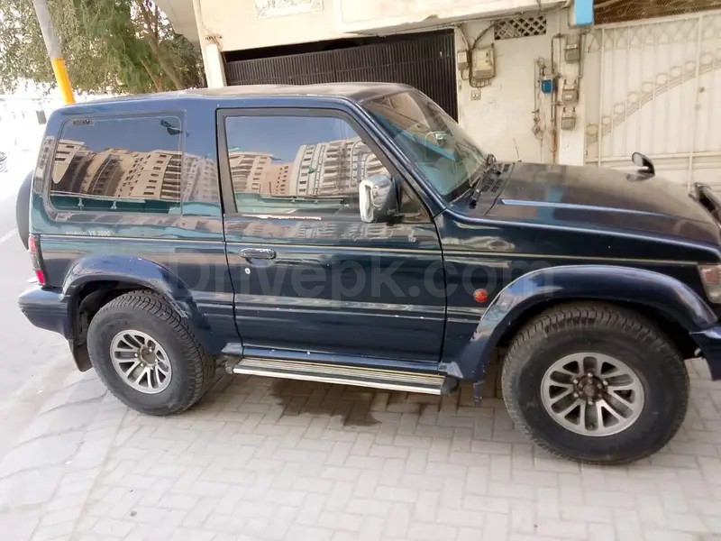 Mitsubishi Pajero 1993