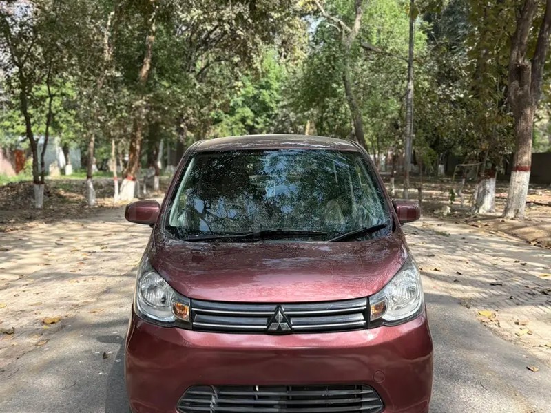 Mitsubishi Ek Wagon 2014