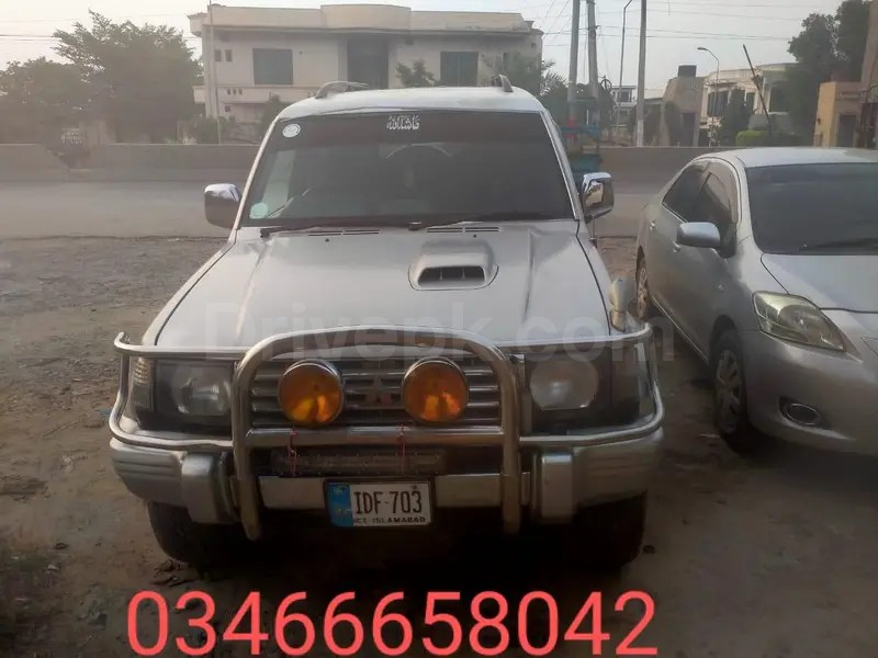 Mitsubishi Pajero 1993