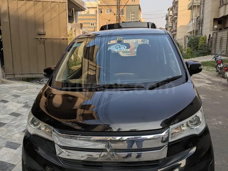 Mitsubishi Ek Wagon 2014