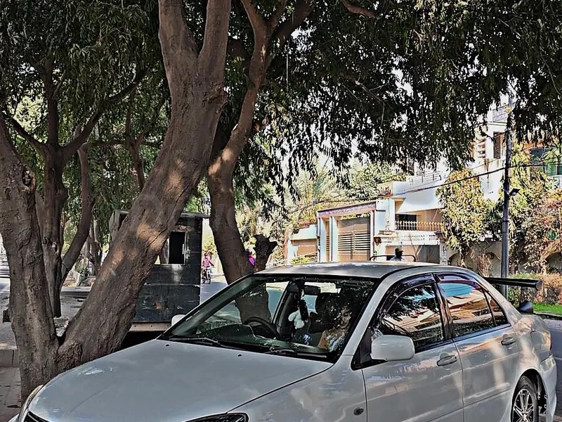 Mitsubishi Lancer 2012