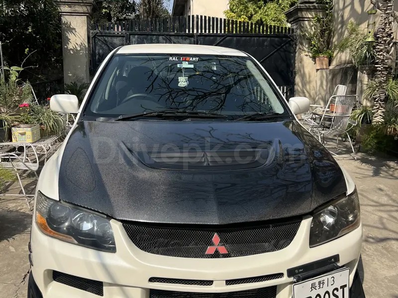 Mitsubishi Lancer Evolution 2005