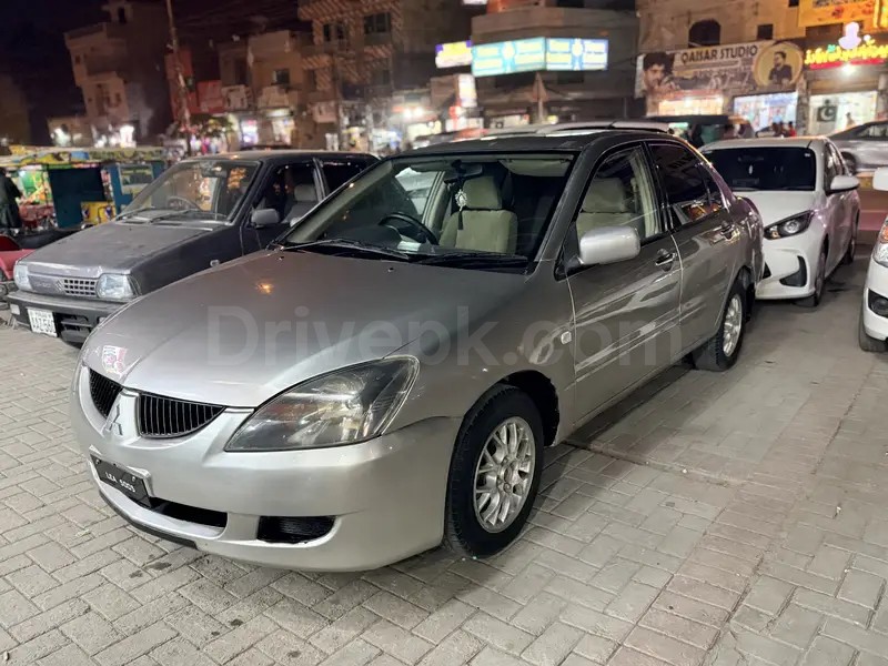 Mitsubishi Lancer 2005