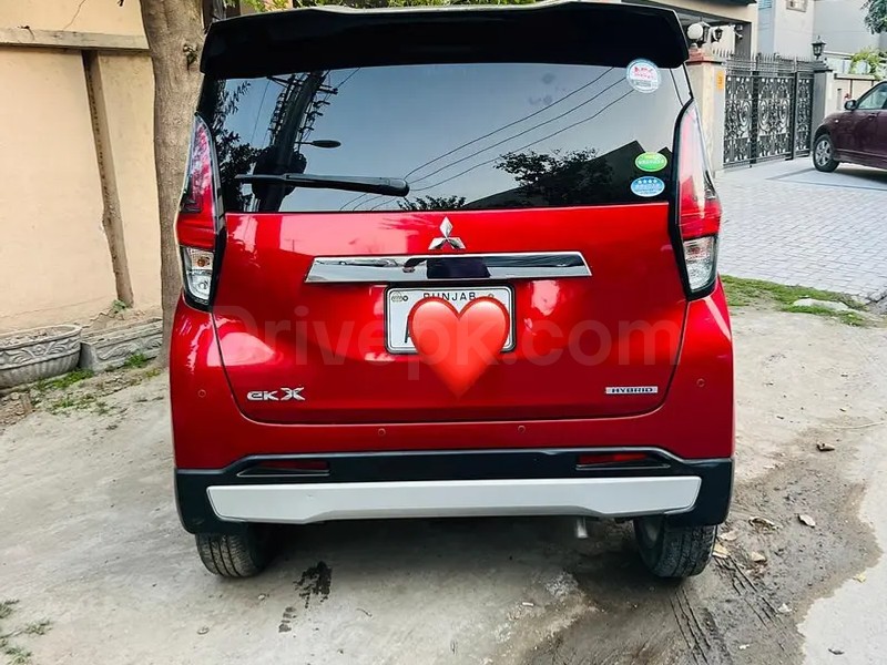 Mitsubishi Ek X 2019