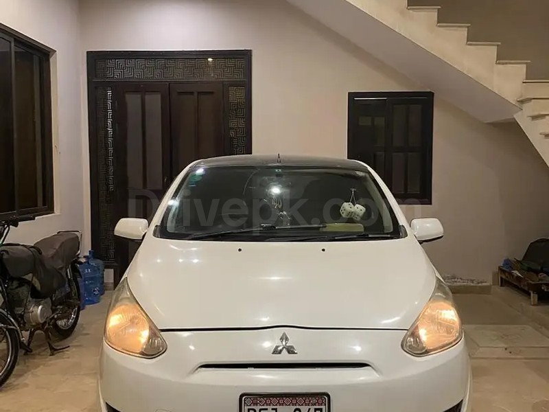 Mitsubishi Mirage 2012