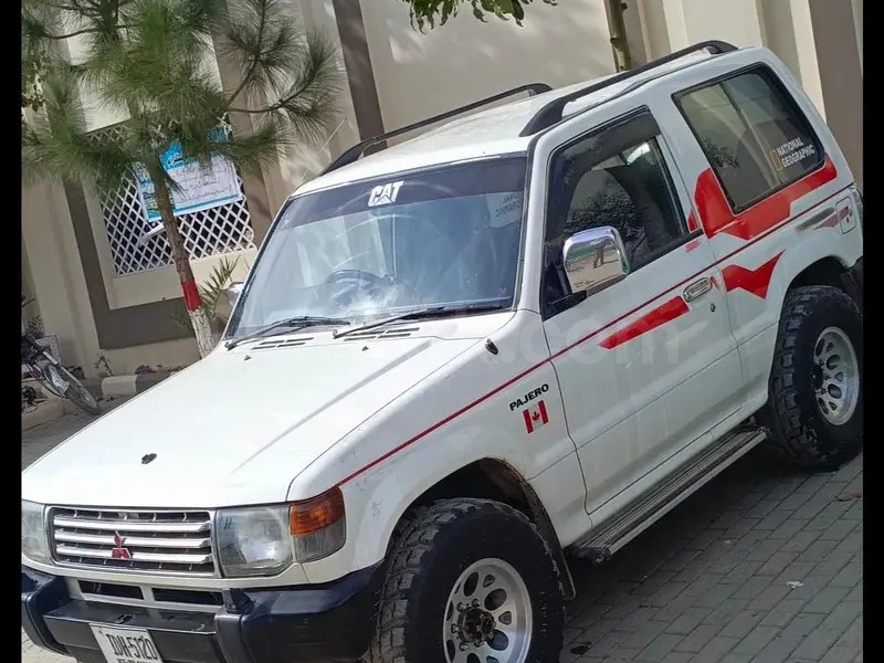 Mitsubishi Pajero 1991