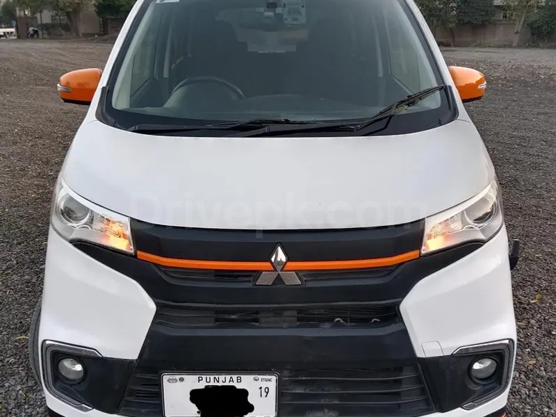 Mitsubishi EK Custom 2017