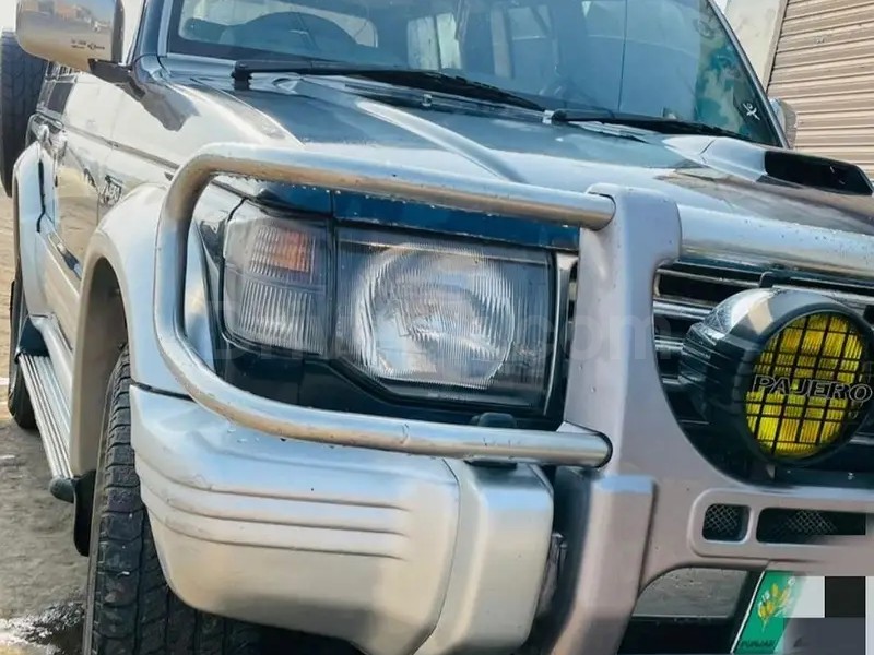 Mitsubishi Pajero 1996