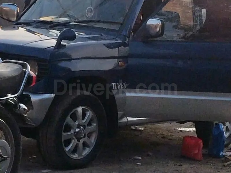 Mitsubishi Pajero Mini 1995