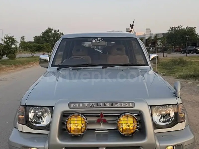 Mitsubishi Pajero 1994