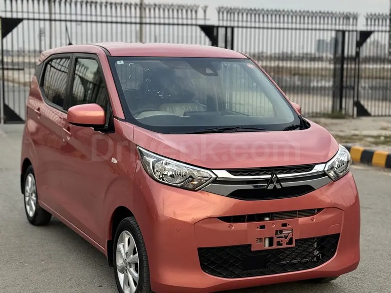 Mitsubishi Ek Wagon 2022